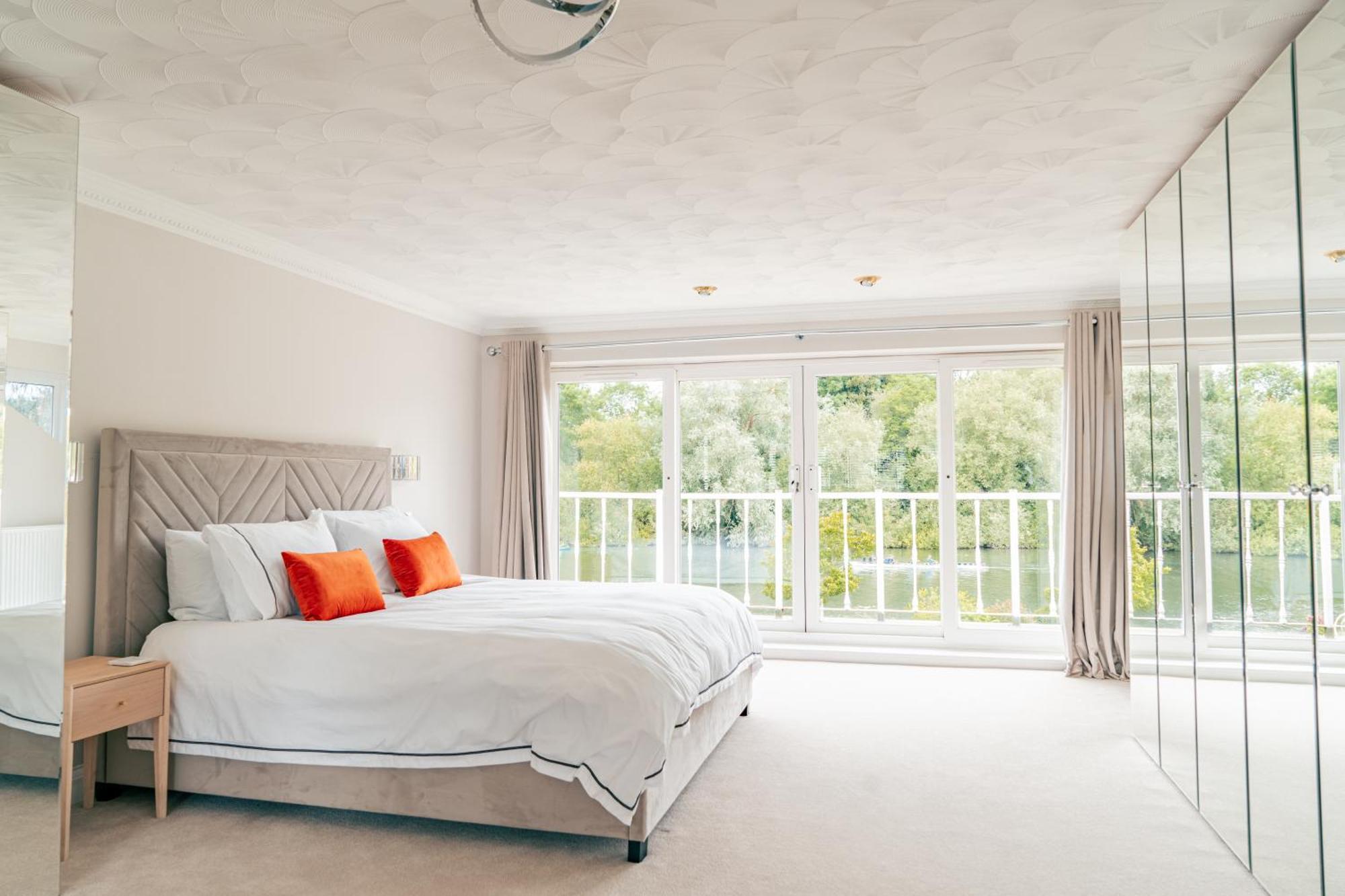 Riverside Bliss In Windsor, 5 Bed, Secure Parking Exterior foto