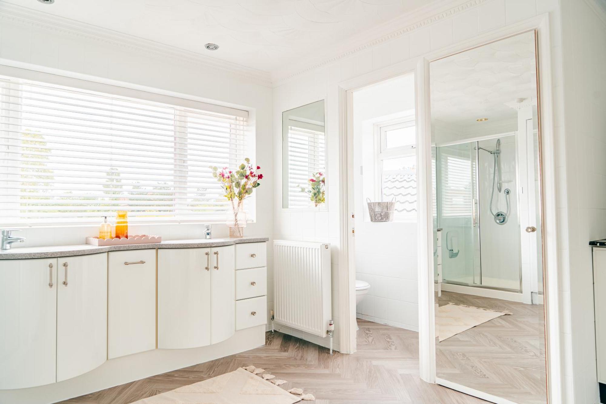 Riverside Bliss In Windsor, 5 Bed, Secure Parking Exterior foto